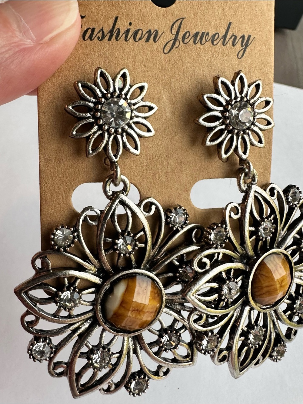Fashion Jewelry Antique Silver-Tone Filigree Drop Earrings with Brown Stone new